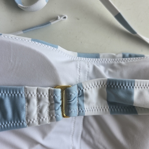 Lively Keep Me Hanging On Bikini Bra Womens Sz M Cabana Stripe Blue White New - Picture 10 of 10